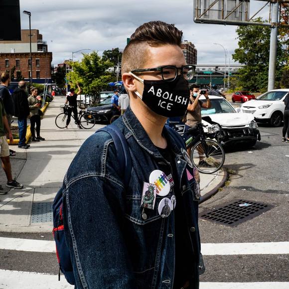 Meet your Posher, Skylar - Picture 1 of 1